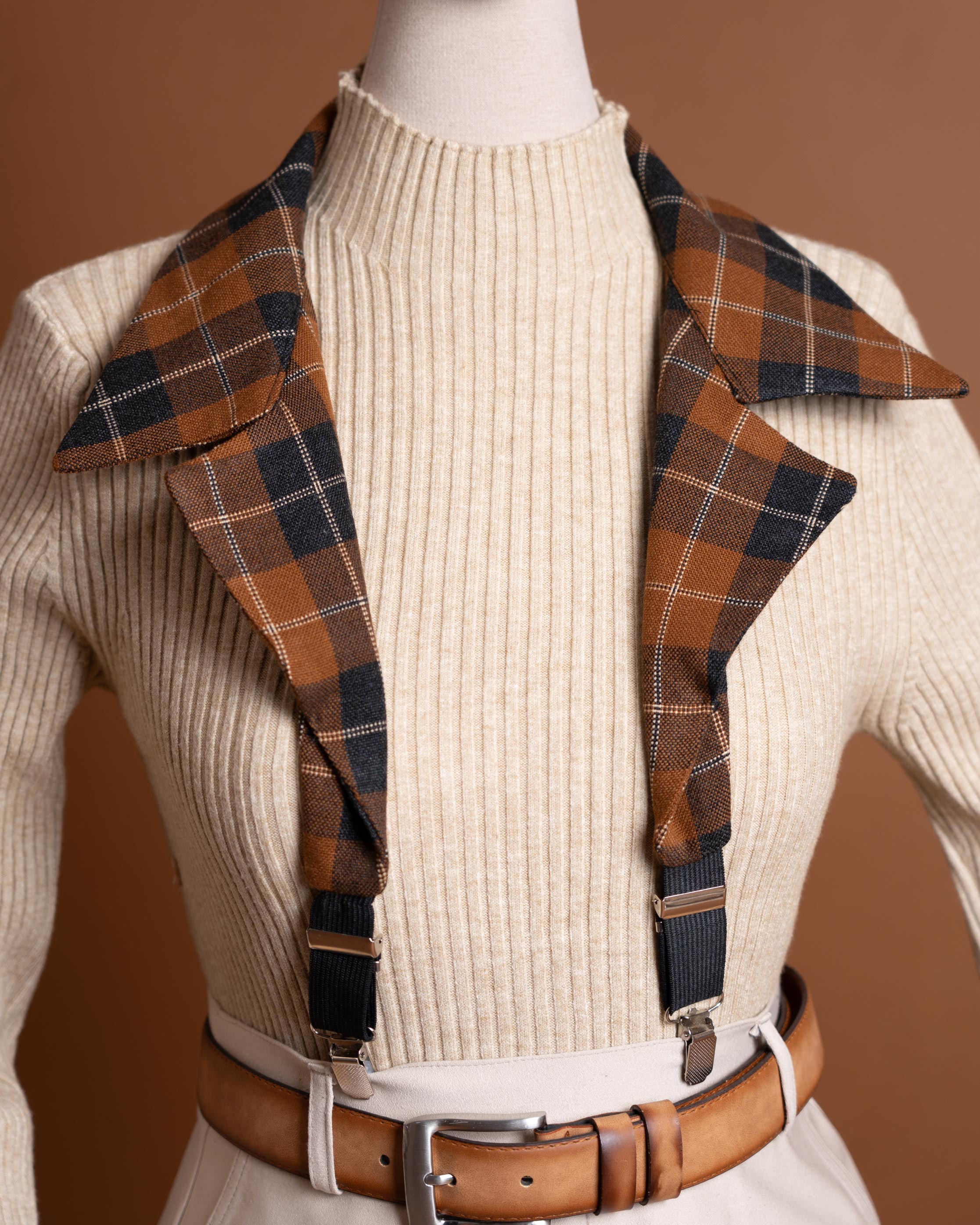 ساسبند چی نارنجی